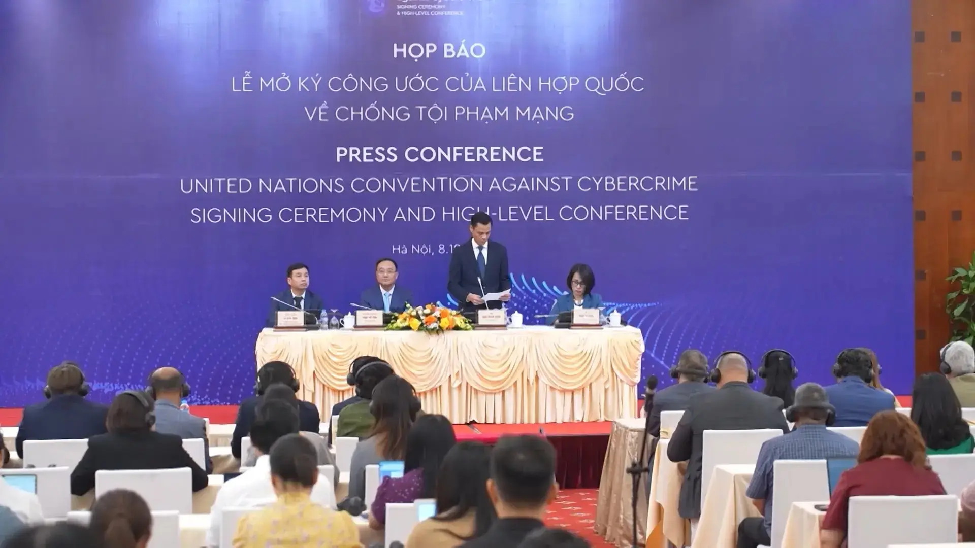 Khi thế giới cùng viết lại luật chơi trên không gian mạng | Công nghệ và đời sống | 05/11/2025